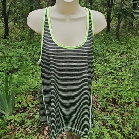 Gap Women's Large Gray Green Striped Workout Active Racerback Tank Top Used - Picture 1 of 15
